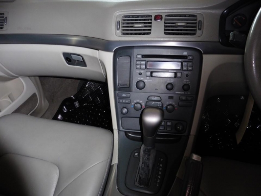 VOLVO - S80 - 2.3T AT ปี2003 สีเทา เกียร์อัตโนมัติ เครื่องเบนซิน 2300cc