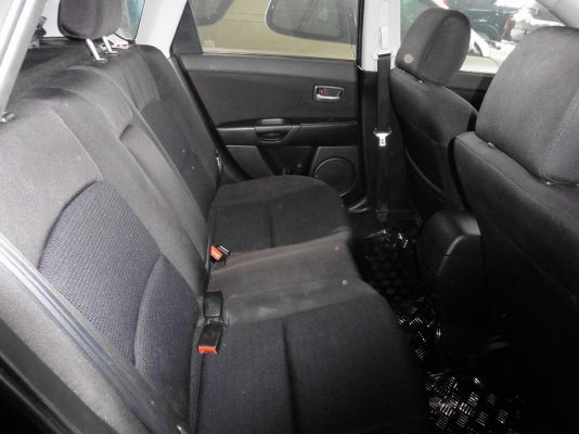 MAZDA - 3 - 2.0 AT ปี2005 สีดำ เกียร์อัตโนมัติ เครื่องเบนซิน 2000cc