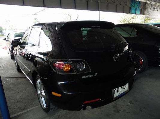 MAZDA - 3 - 2.0 AT ปี2005 สีดำ เกียร์อัตโนมัติ เครื่องเบนซิน 2000cc