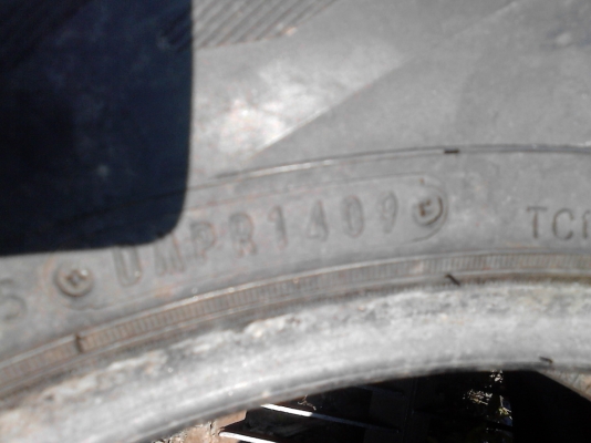 225/65R17 DUNLOP GRAND TREK AT3  มี 3 เส้น TEL.081-427-3941