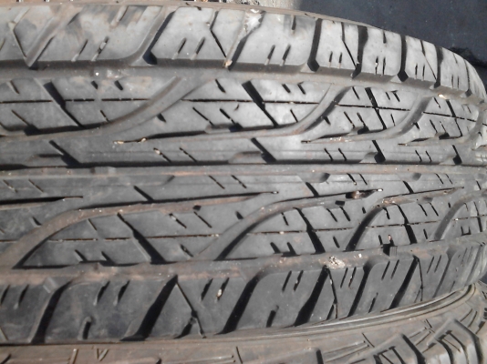 225/65R17 DUNLOP GRAND TREK AT3  มี 3 เส้น TEL.081-427-3941
