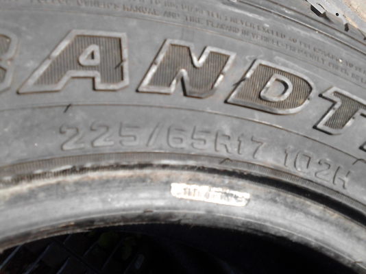 225/65R17 DUNLOP GRAND TREK AT3  มี 3 เส้น TEL.081-427-3941