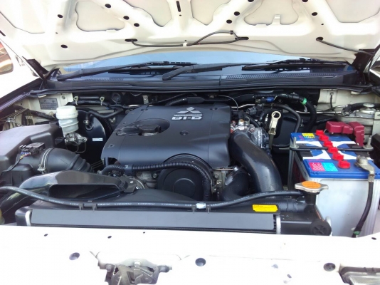 MITSUBISHI - TRITON - DOUBLECAB PLUS GLS 2.5 AT ปี2010 สีขาว เกียร์อัตโนมัติ เครื่องดีเซล 2500cc