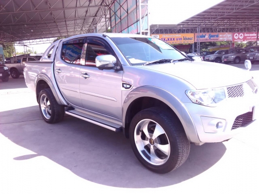 MITSUBISHI - TRITON - DOUBLECAB GLS VG Turbo 2.5 MT 4WD ปี2011 สีเงิน(ตะกั่ว) เกียร์ธรรมดา เครื่องดีเซล 2500cc.