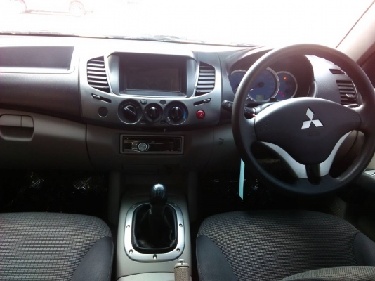 MITSUBISHI - TRITON - DOUBLECAB PLUS GLS 2.5 MT ปี2007 สีเทา เกียร์ธรรมดา เครื่องดีเซล 2500cc MITSUBISHI - TRITON - DOUBLECAB PLUS GLS 2.5 MT ปี2007 สีเทา เกียร์ธรรมดา เครื่องดีเซล 2500cc