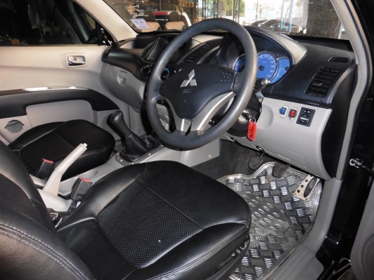 MITSUBISHI - TRITON - MEGACAB PLUS 2.5 MT ปี2008 สีดำ เกียร์ธรรมดา เครื่องดีเซล 2500cc MITSUBISHI - TRITON - MEGACAB PLUS 2.5 MT ปี2008 สีดำ เกียร์ธรรมดา เครื่องดีเซล 2500cc