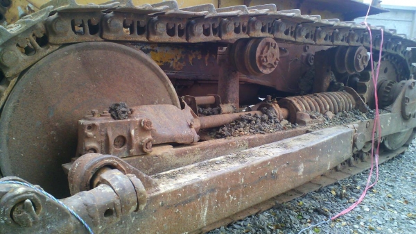 ขายรถแทรกเตอร์ CAT.D5 ตีนไก่ เกียร์ตัด ช่วงล้างดี ฝาบาง ราคา350000 ต่อรอง