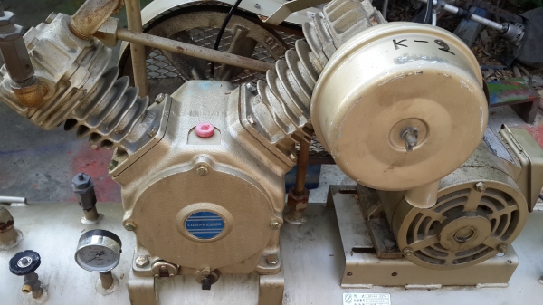 ปั้มลม TOSHIBA 3 แรง 2 หัว ถัง 150 ลิตร รหัส K - 2 ปั้มลม TOSHIBA 3 แรง 2 หัว ถัง 150 ลิตร รหัส K - 2