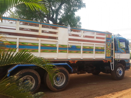 ขายรถ 10 ล้อ 2 เพลา กระบะเนียม HINO FM3M รถสวยมาก สนใจติดต่อดูรถได้