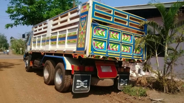 ขายรถ 10 ล้อ 2 เพลา กระบะเนียม HINO FM3M รถสวยมาก สนใจติดต่อดูรถได้