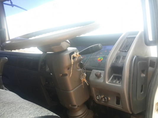 ขายรถ 10 ล้อ 2 เพลา กระบะเนียม HINO FM3M รถสวยมาก สนใจติดต่อดูรถได้