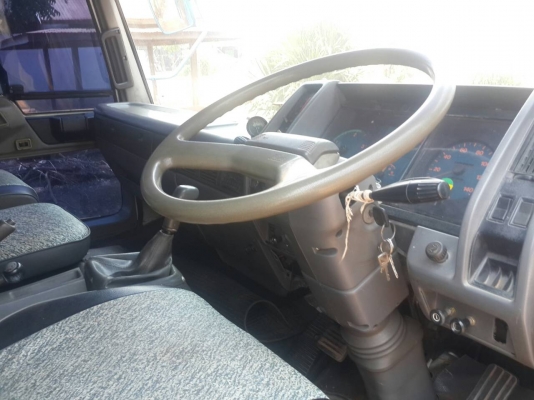 ขายรถ 10 ล้อ 2 เพลา กระบะเนียม HINO FM3M รถสวยมาก สนใจติดต่อดูรถได้