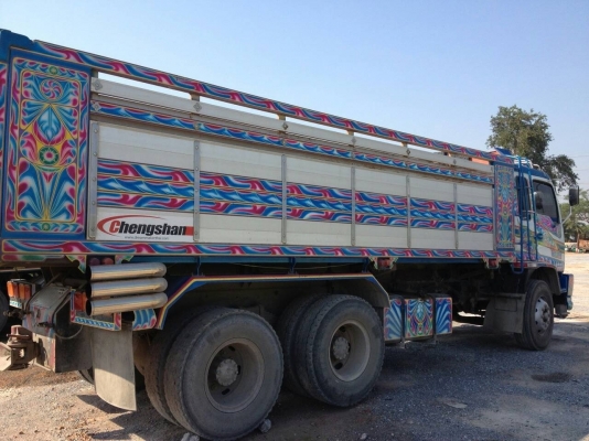 ขายรถพ่วง 22 ล้อ 2 เพลา กระบะเนียมดั้ม  ISUZU 270 ปี.47 รถสวย พร้อมใช้ ราคา.1800000 สนใจโทร