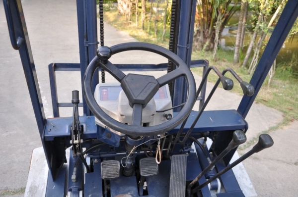 ขายFORKLIFT KOMATSU FG-15 (1.8ตัน)(เสาสูง4เมตร)สวยเดิมจากญี่ปุ่น ยังไม่เคยใช้ในไทย 145,000เท่านั้น!!