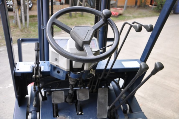 ขายFORKLIFT KOMATSU FG-15 (1ตัน)(เสาสูง3เมตร)สวยเดิมจากญี่ปุ่น ยังไม่เคยใช้ในไทย 125,000เท่านั้น!!