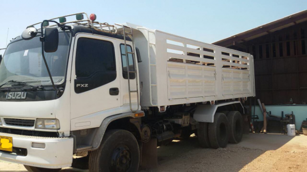 ขายรถบรรทุก 10 ล้อดัมพ์ ISUZU DECA 270 แรงม้าปี 2542 มีระบบลากพ่วง ราคา 1290000