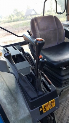 ขาย new holland 7840 เกียร์ธรรมดา 12*12