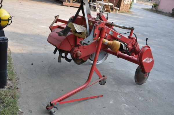 ขายเครื่องปั้นคันนาNIPLOติดหลังรถไถ สภาพสวยเดิมจากญี่ปุ่น ยังไม่เคยใช้งานในไทย 150,000 เท่านั้น!!