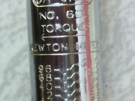 ประแจวัดแรงบิคยาว 18 นิ้ว ตั้งแรงบิดได้ถึง 210 N/m ของใหม่ยังได้ไม่ใช้งานพร้อมข้อต่อ