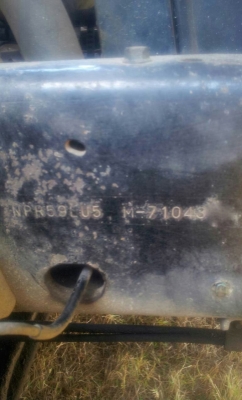 รถอีซูซุ 6 ล้อ NPR 110 แรงม้า. ปี 35   สนใจติดต่อ  081 - 6079515