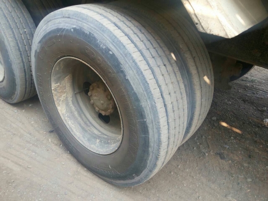 ขายดาวน์รถพ่วง 22 ล้อ 2 เพลา กระบะเหล็กดั้ม ISUZU 270 ปี.50 สะภาพสวย ราคา.650000 สนใจโทร