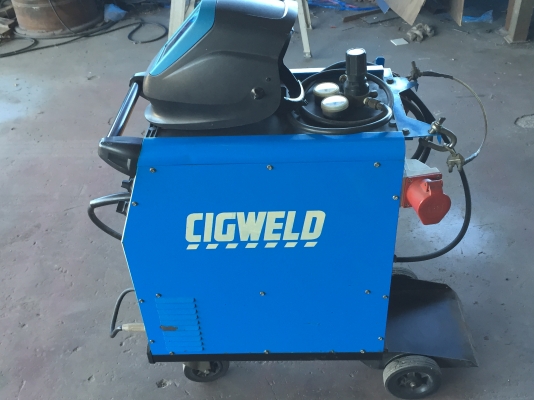 เครื่องเชื่อม Mig