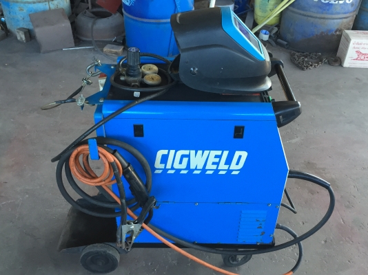 เครื่องเชื่อม Mig