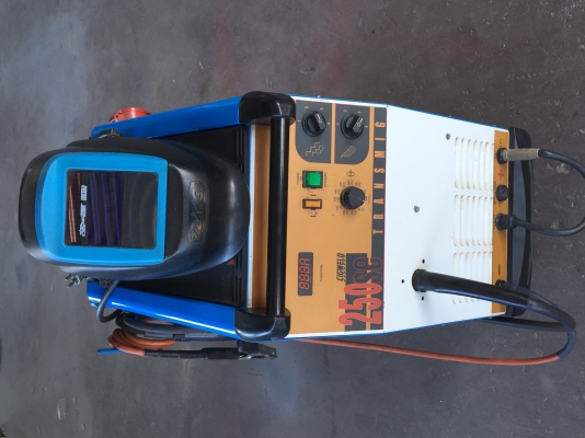 เครื่องเชื่อม Mig