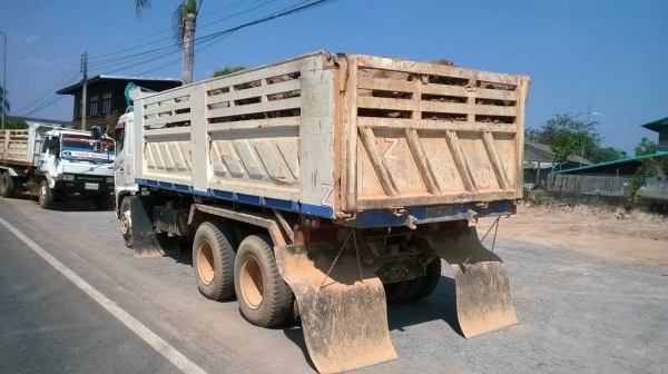 ขาย HINO FM8J 251 ปี 55 พร้อมระบบลากพ่วง คัสซีสวยจัดตลอดเส้น เครื่องเดิม เกียร์เดิม แอร์เย็น ราคาต่อรองได้ครับ ขาย HINO FM8J 251 ปี 55 พร้อมระบบลากพ่วง คัสซีสวยจัดตลอดเส้น เครื่องเดิม เกียร์เดิม แอร์เย็น ราคาต่อรองได้ครับ