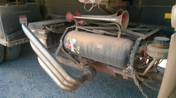 ขาย HINO FM8J 251 ปี 55 พร้อมระบบลากพ่วง คัสซีสวยจัดตลอดเส้น เครื่องเดิม เกียร์เดิม แอร์เย็น ราคาต่อรองได้ครับ ขาย HINO FM8J 251 ปี 55 พร้อมระบบลากพ่วง คัสซีสวยจัดตลอดเส้น เครื่องเดิม เกียร์เดิม แอร์เย็น ราคาต่อรองได้ครับ