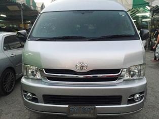 รถตู้ TOYOTA COMMUTER หลังคาสุง 2.5 cc ปี 2010 ดีเซลล์ สวยจัด เบาะหนัง สี่แถว ราคา 729,000 บาท โทร 0922726669 ตันหยงค่ะ