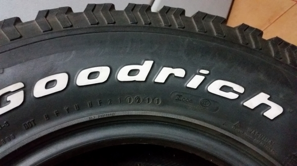 ขายยาง bf 285/75R16 1 ชุดครับ
