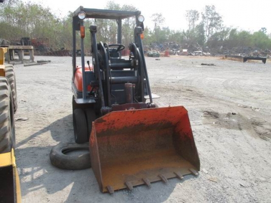 ขายรถตัก หิน ดิน ทราย ฯลฯ