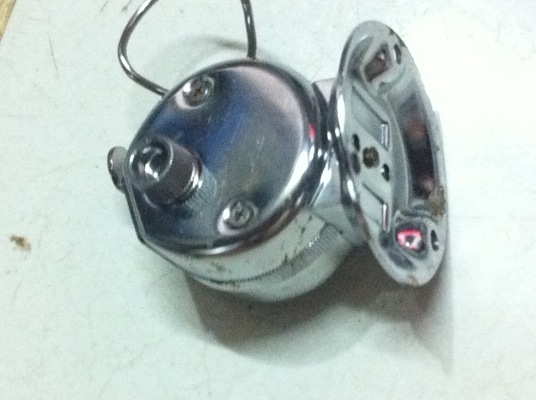 ตัวกดนับจำนวน นับได้ 0 - 9999 กดง่ายเบาแรง ขนาดพอเหมาะกับมือแค่ข้างเดียว (มีจำนวนเยอะ)