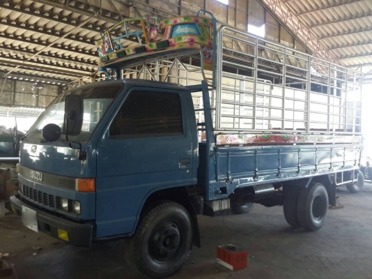 ขายรถ 6 ล้อ กระบะคาร์โก้ คอกรั้วสูง ISUZU NPR 115 รถสวยมาก ราคา.390000 สนใจโทรจองด่วน