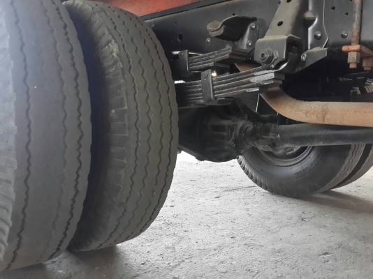 ขายรถ 6 ล้อ กระบะคาร์โก้ คอกรั้วสูง ISUZU NPR 115 รถสวยมาก ราคา.390000 สนใจโทรจองด่วน