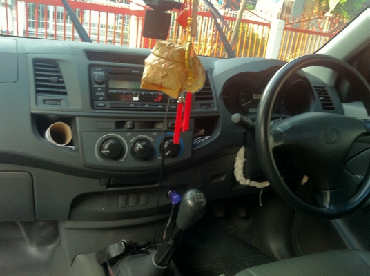 ขาย TOYOTA VIGO 2.5 IC ตอนเดียว