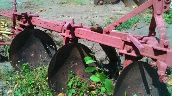 ผาน3ใบ26ติดมากับฟอร์ดครับหนักมากโครงใหญ่