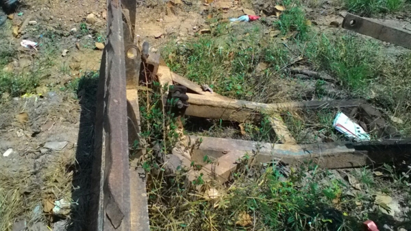 ใบดันฟอร์ดครบชุดพร้อมติดตั่งสภาพดีครับยังไม่ล้าง