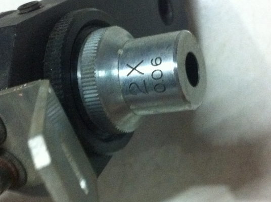 กล้องส่องขยายแบบตาเดียวกำลังขยายขนาด 40 เท่าจากญี่ปุ่นเพื่อดูชิ้นงานต่างๆ