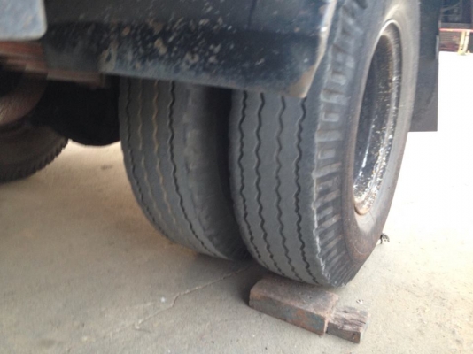 ***ขายแล้วครับขอบคุณ Truck2hand ขาย ISUZU NKR-110 6ล้อบรรทุกตู้แห้ง3บาน ISUZU แบบรุ่น NKR58LU คัสซี710xxxx 4BE1-110 ฝาดำ ห้างแท้ ปี2531 เกียร์ยาวแปลงเกียร์สั้นแล้ว เครื่องเดิมเกียร์เดิม เครื่องแน่น แห้งดี แรงดี เกียร์สั้นเข้าง่ายไม่หลุดครับ ช่ว ***ขายแล้วครับขอบคุณ Truck2hand ขาย ISUZU NKR-110 6ล้อบรรทุกตู้แห้ง3บาน ISUZU แบบรุ่น NKR58LU คัสซี710xxxx 4BE1-110 ฝาดำ ห้างแท้ ปี2531 เกียร์ยาวแปลงเกียร์สั้นแล้ว เครื่องเดิมเกียร์เดิม เครื่องแน่น แห้งดี แรงดี เกียร์สั้นเข้าง่ายไม่หลุดครับ ช่ว