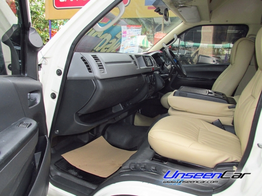 TOYOTA ปี 2011 รุ่น HIACE สี ขาว โฉม COMMUTER เกียร์ MT เครื่องยนต์ เบนซิน NGV แต่ง วีไอพี เต็มๆ ล้นๆ ราคา 778,000 บาท โทร 0922726669 คุณตันหยงค่ะ ดูแลการจัดไฟแนนซ์