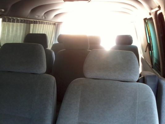 ขายด่วนรถตู้คอสต้อมปี 2000เครื่องดีเซล 2500 แอร์เย็น เพาเวอร์ สีดี