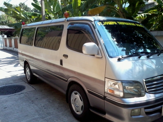 ขายด่วนรถตู้คอสต้อมปี 2000เครื่องดีเซล 2500 แอร์เย็น เพาเวอร์ สีดี