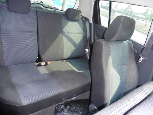 SUZUKI - SWIFT - 1.5 AT ปี2011 สีขาว เกียร์อัตโนมัติ เครื่องเบนซิน 1500cc SUZUKI - SWIFT - 1.5 AT ปี2011 สีขาว เกียร์อัตโนมัติ เครื่องเบนซิน 1500cc