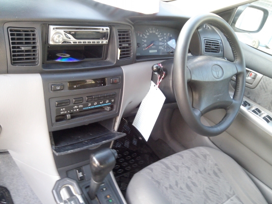 TOYOTA - COROLLA - ALTIS 1.6  VVTi AT ปี2001 สีน้ำตาล เกียร์อัตโนมัติ เครื่องเบนซิน 1600cc