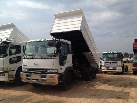 ขายค่ะ HINOPROFIA คันนี้ K13C 360 แรงม้าระบบน้ำมันคะ ดั้มพ์ 6 เมตร ใหม่ทั้งคันพร้อมรับประกัน เครื่อง เกียร์ เฟืองท้าย ระบบไฟ ระบบช่วงล่างพร้อมทะเบียน สนใจโทรมาค่ะ ราคากันเอง