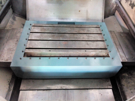 ขาย CNC M/C CENTER FANUC OMC รุ่น 12 TOOLS bt30 สภาพดี แน่นฟิตดี ใช้งานดีปกติ แถมชุดหัว ARBOR ของใหม่ ๆ 24 Tools พร้อมโต๊ะเก็บหัว ตัวล็อคทูล และ ประแจขันหัว เอาไปใช้งานอย่างเดียว ไม่แพงครับ