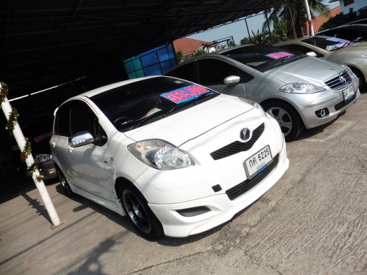 TOYOTA - YARIS - 1.5 AT ปี2010 สีขาว เกียร์อัตโนมัติ เครื่องเบนซิน 1500cc TOYOTA - YARIS - 1.5 AT ปี2010 สีขาว เกียร์อัตโนมัติ เครื่องเบนซิน 1500cc
