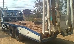 HINO KT 925 - 185 HP HO7C สิบล้อเพลาเดียว เทรลเลอร์ท้ายลาดมีหางพับไฮดรอลิกส์ขึ้นรถเกี่ยวข้าวครบพร้อมใช้งาน เครื่องแน่นแรงดีลงเล่มครบ หัวเก๋ง F18 อย่างสวยลงเล่มครบภายในเก๋งคอนโซลสวยครบ พวงมาลัยเพาเวอร์ ช่วงล่างเพลาเดียวเดิมๆคัชซีสวยไม่มีบวม ยางสภาพดี 10 เส